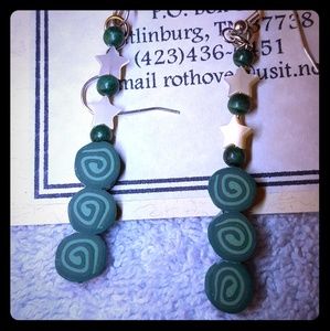 Polymer Clay Spiral Malachite & pearl earrings